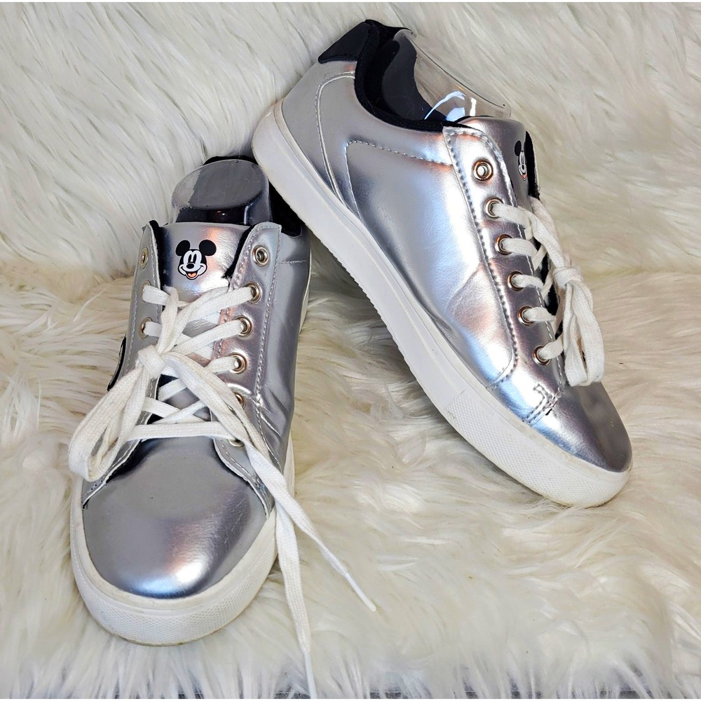 Disney Mickey Mouse Silver Low Top Lace-Up Sneakers Women's US 10 - Read